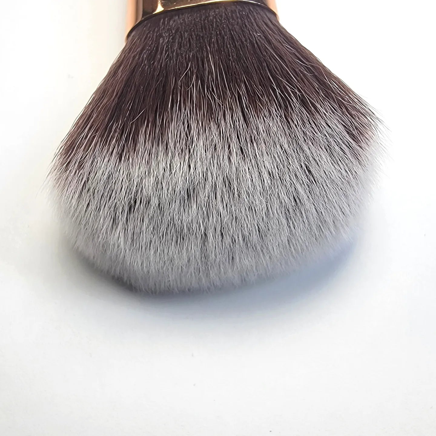 #102 Synthetic Hair Blush/Bronzer Brush