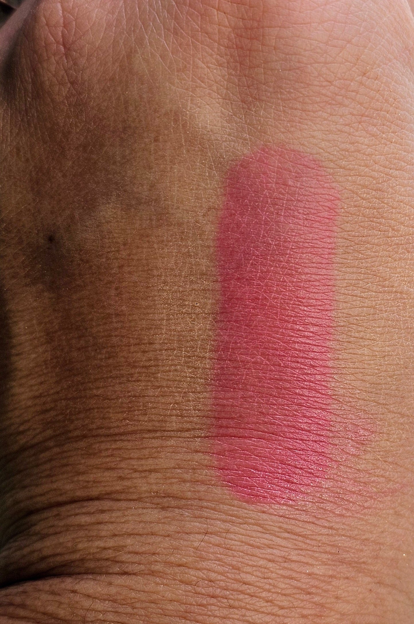 Secret Shine Color Changing Lip gloss