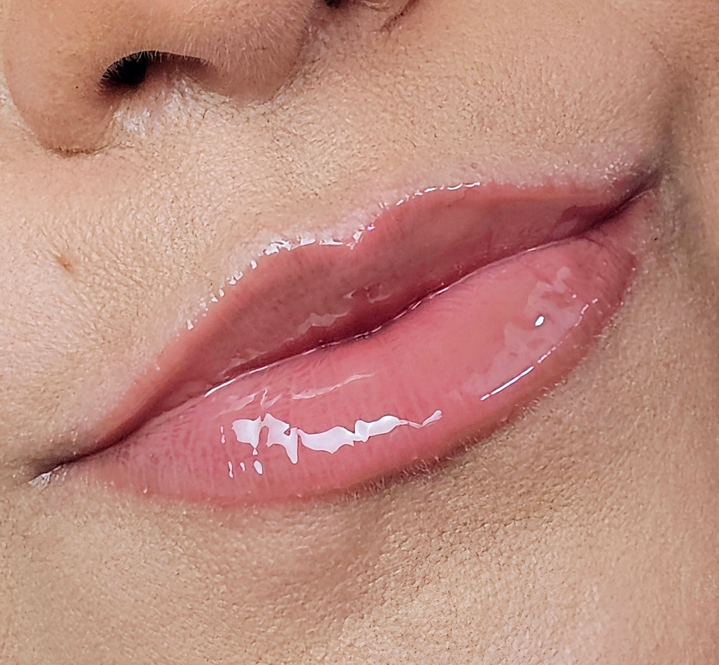 Natural Touch Lip Gloss